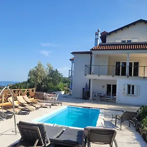 Mit Pool Kroatien Mit Meerblick Und Pool Apartman Lovran